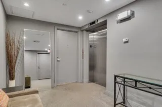 424 Massachusetts Ave, South End