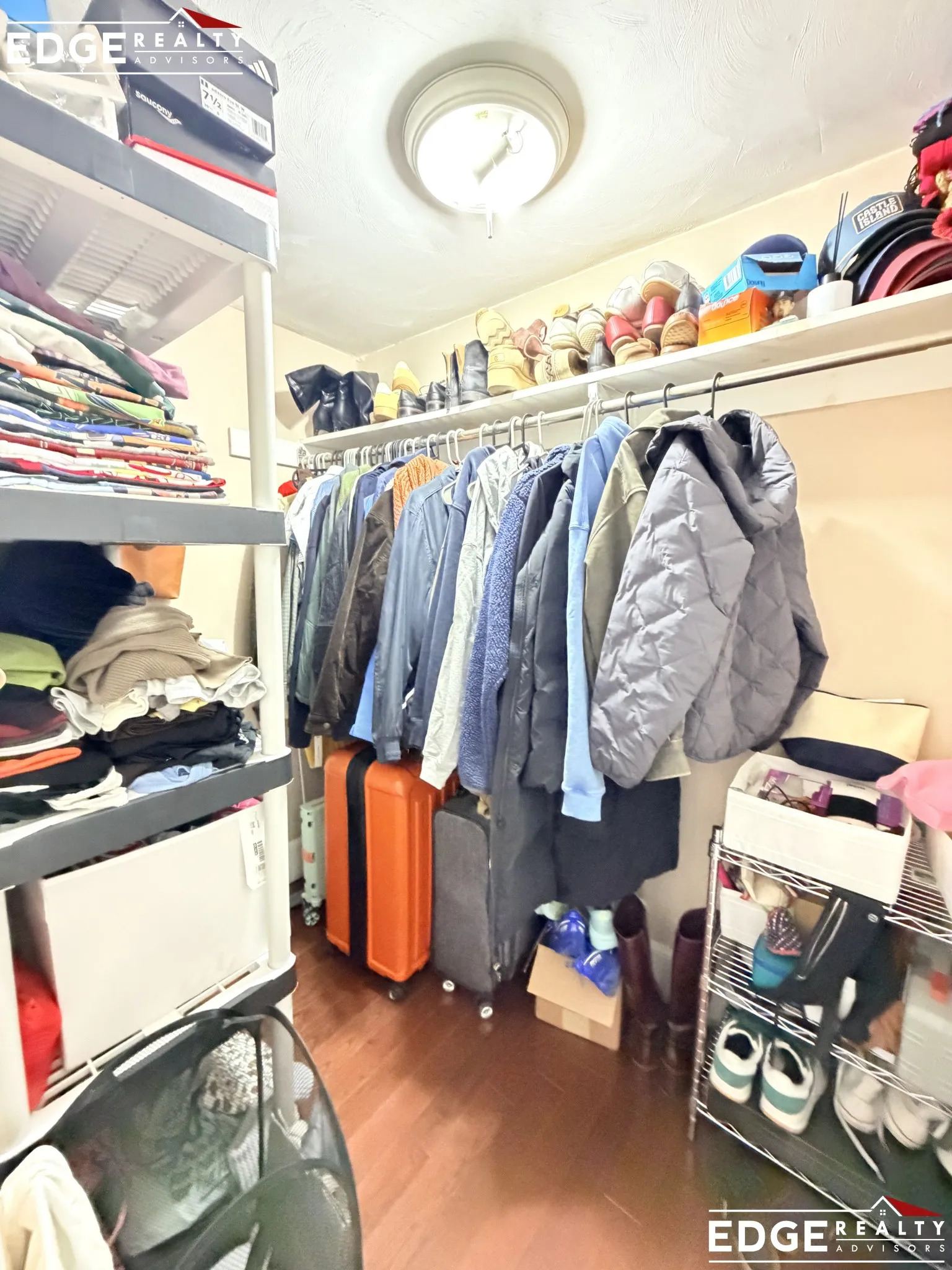 15 Cottage St, South Boston