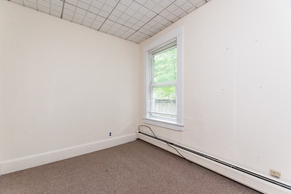 21-1 Spring St, Stoneham