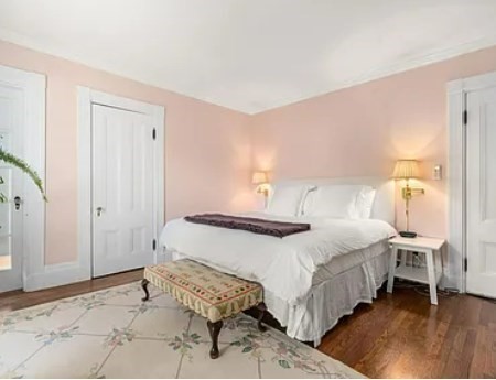 44 High St, Brookline Village