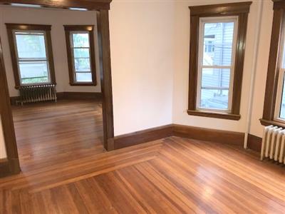 50 Simpson Ave, Tufts