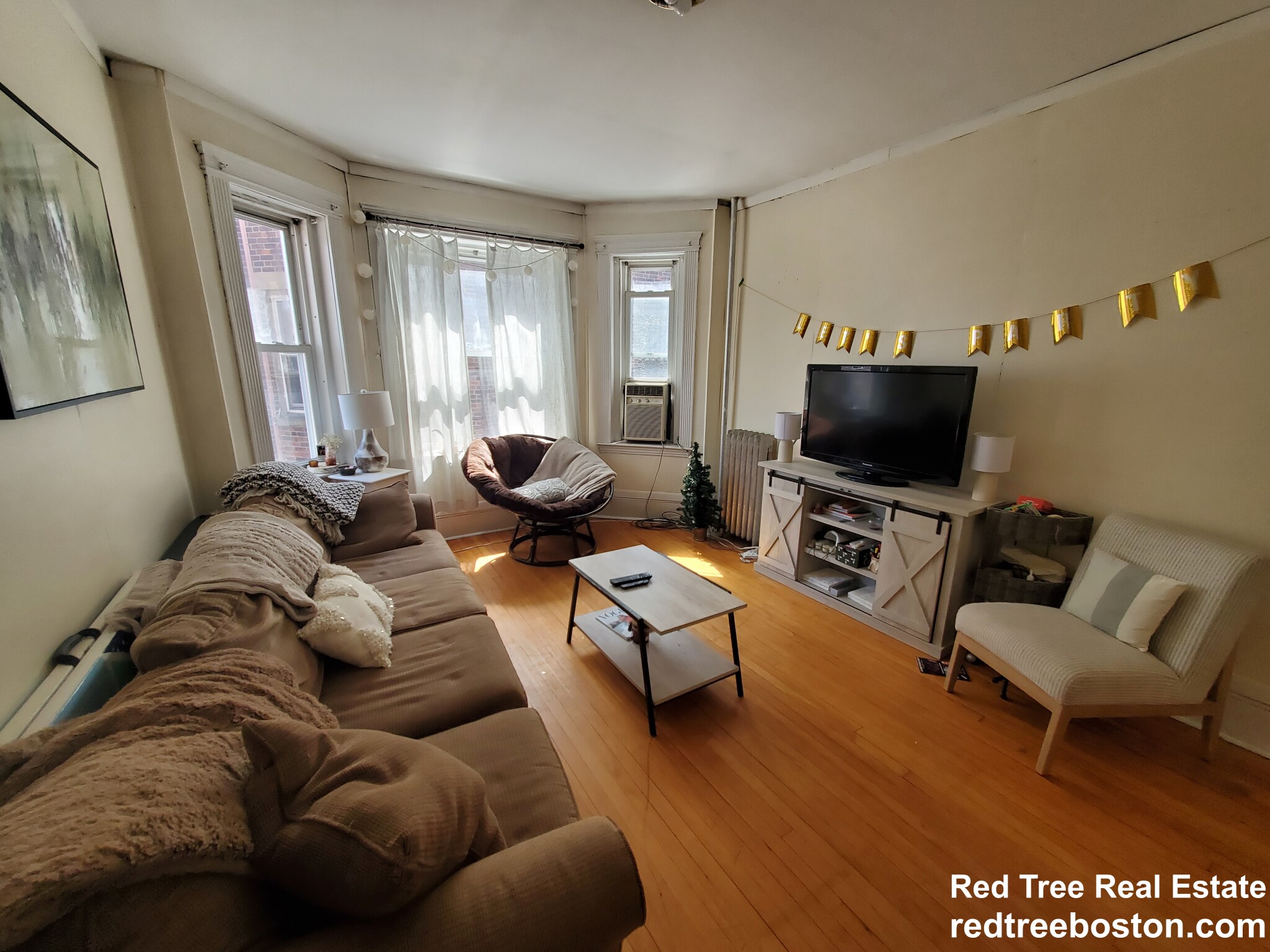 12 Royce Rd, Allston