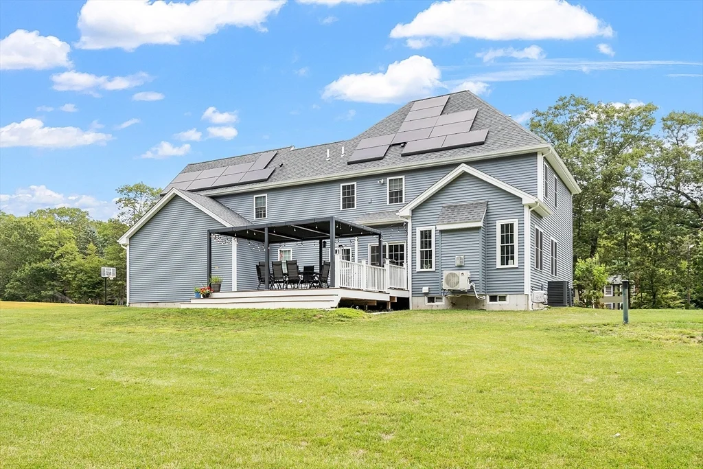 27 Spring Rd, Westborough