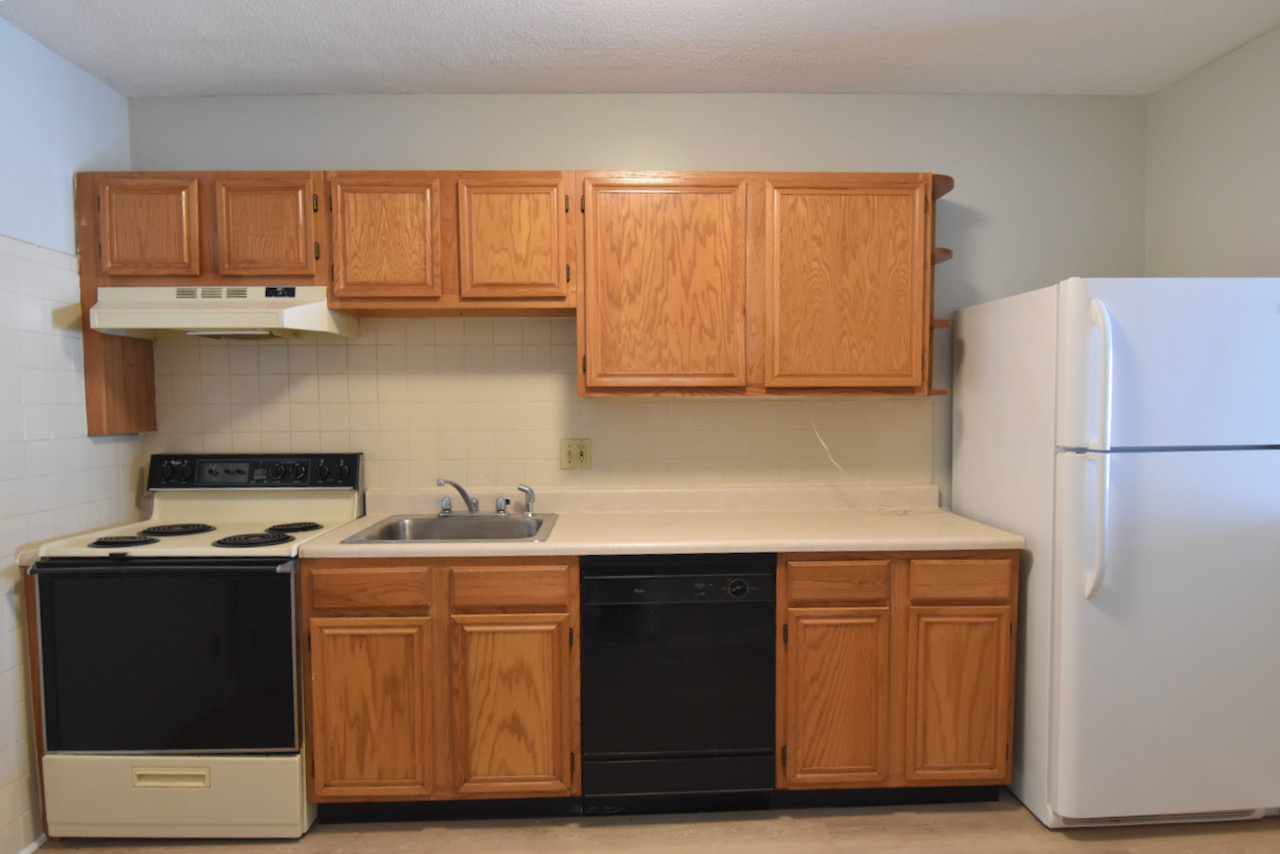 2 bed, 1 bath apartment for rent at 22 Branchfield Unit D2, Dorchester — photo 2 of 12