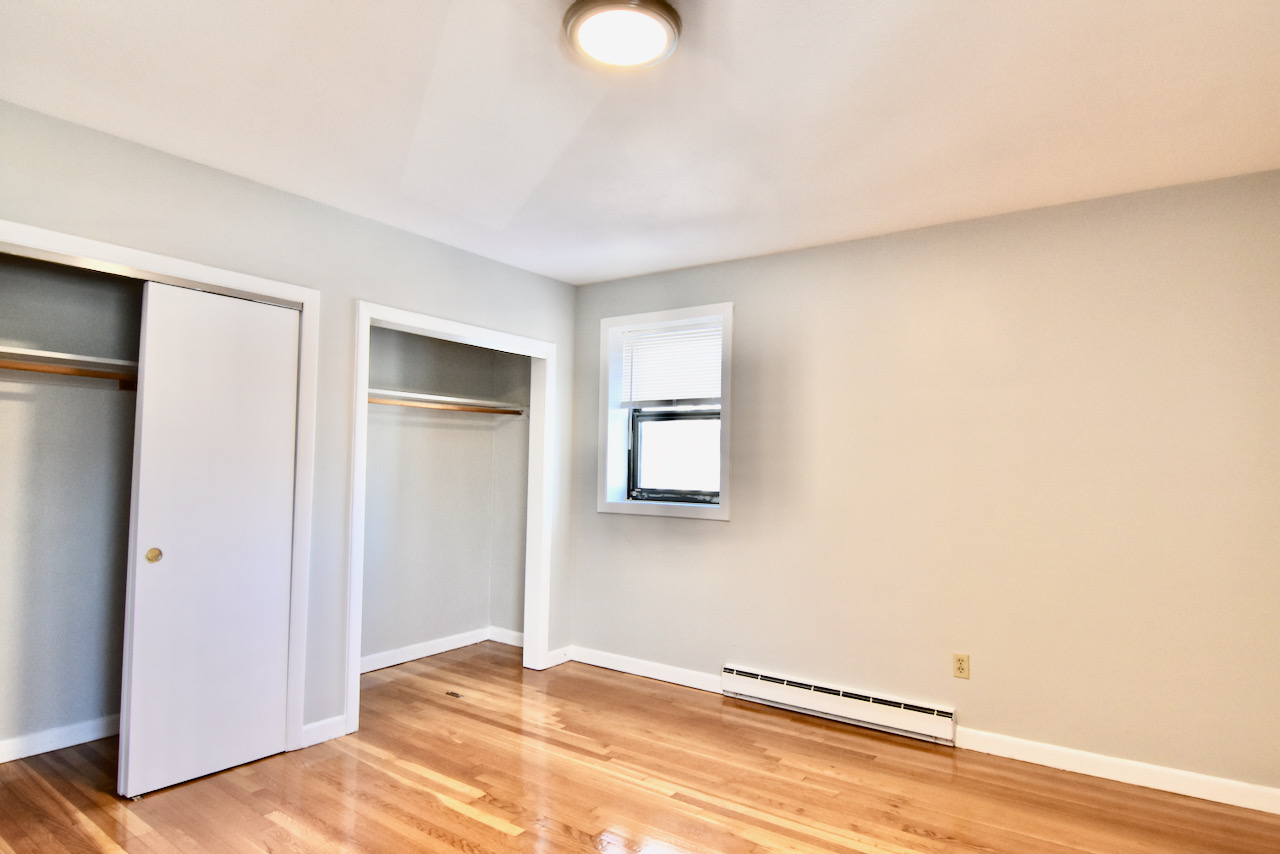 2 bed, 1 bath apartment for rent at 22 Branchfield Unit D2, Dorchester — photo 9 of 12