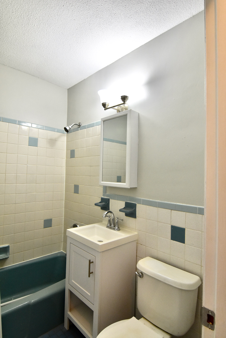 2 bed, 1 bath apartment for rent at 22 Branchfield Unit D2, Dorchester — photo 6 of 12