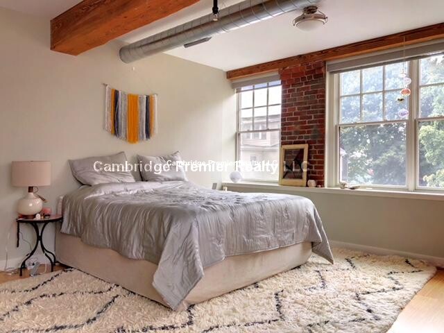 3 bed, 2.5 bath apartment for rent at 22 Cottage Park Ave Unit 7, North Cambridge — photo 9 of 26