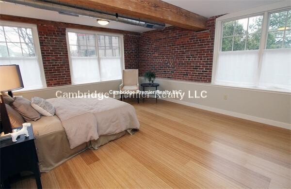 3 bed, 2.5 bath apartment for rent at 22 Cottage Park Ave Unit 7, North Cambridge — photo 18 of 26