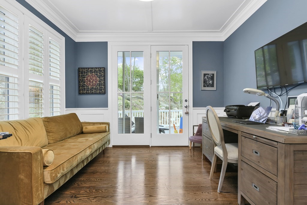 4 bed, 4+ bath apartment for rent at 22 Moody St Unit 0, Newton — photo 20 of 35