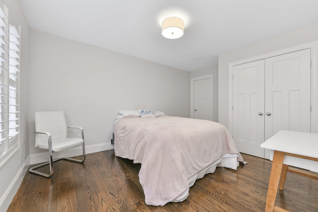 4 bed, 4+ bath apartment for rent at 22 Moody St Unit 0, Newton — photo 26 of 35
