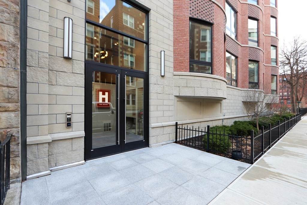 2 bed, 2 bath apartment for rent at 50 Symphony Rd Unit 20, Fenway — photo 14 of 18