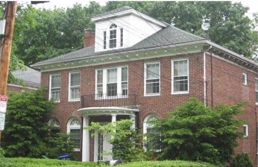 47 Algonquin Rd, Chestnut Hill