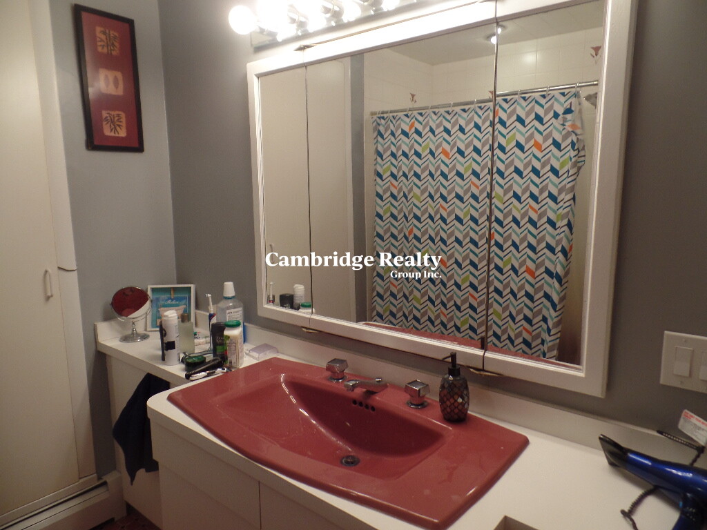 2 bed, 1 bath apartment for rent at 32 Winchester St Unit T, South Medford — photo 21 of 30