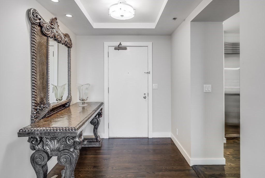 3 bed, 3 bath apartment for rent at 220 Boylston St Unit 1612, Back Bay — photo 2 of 35
