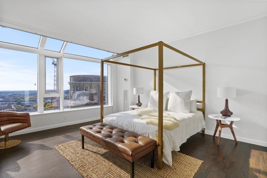 3 bed, 3 bath apartment for rent at 220 Boylston St Unit 1612, Back Bay — photo 20 of 35