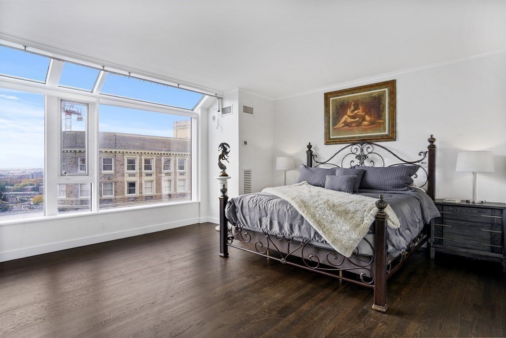 3 bed, 3 bath apartment for rent at 220 Boylston St Unit 1612, Back Bay — photo 28 of 35