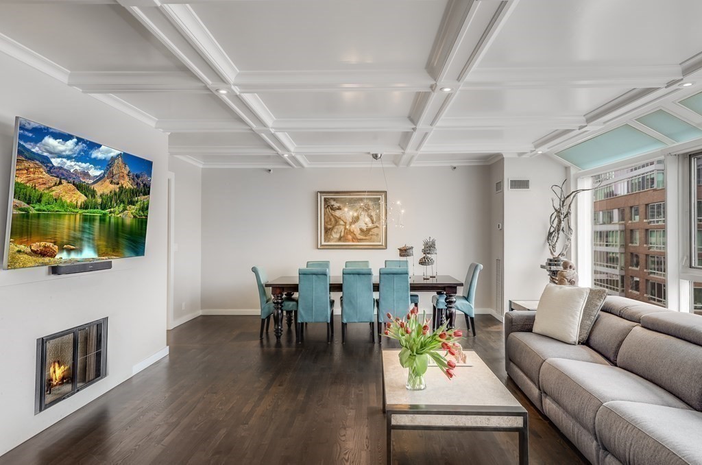 3 bed, 3 bath apartment for rent at 220 Boylston St Unit 1612, Back Bay — photo 3 of 35