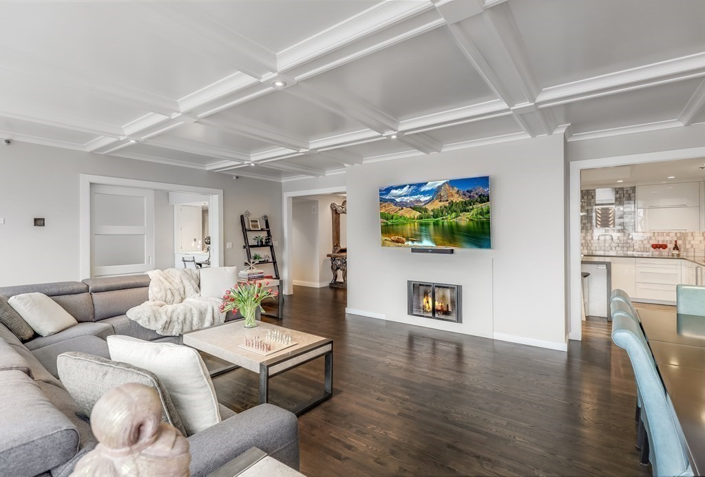 3 bed, 3 bath apartment for rent at 220 Boylston St Unit 1612, Back Bay — photo 5 of 35