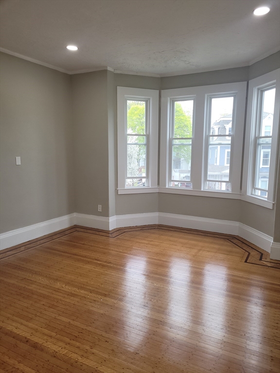 497 Warren Ave, Roxbury