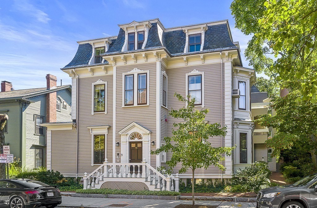 14 Chauncy St, Harvard Square