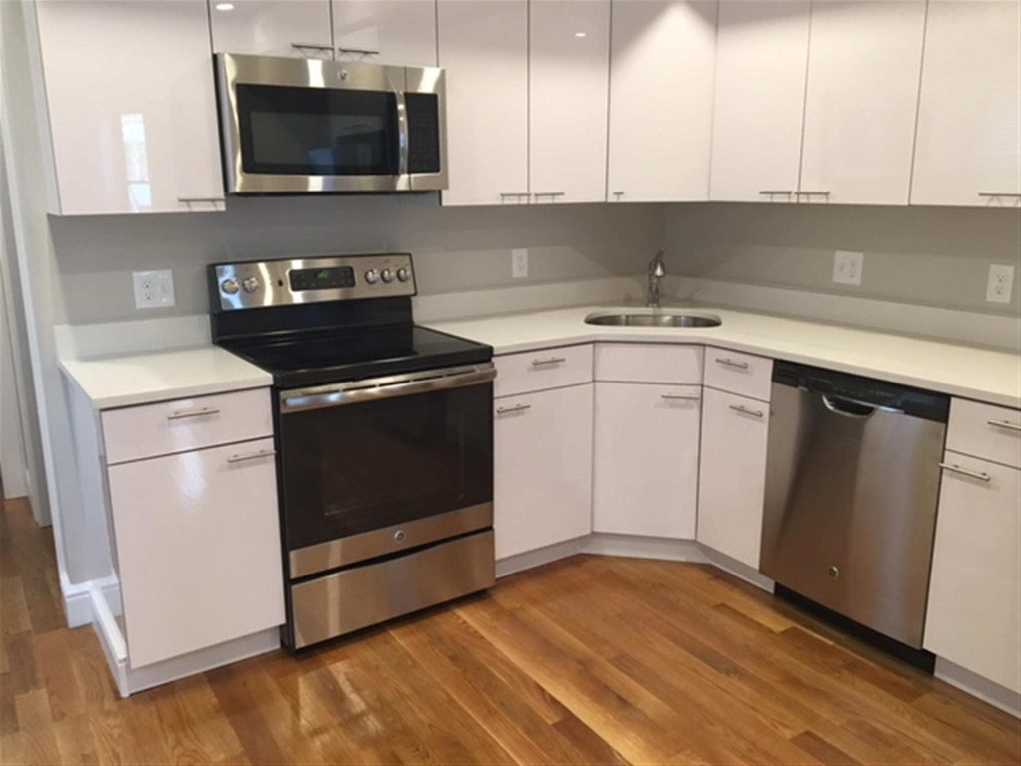 1 bed, 1 bath apartment for rent at 1 Massachusetts Ave Unit 1, Central Square — photo 1 of 9
