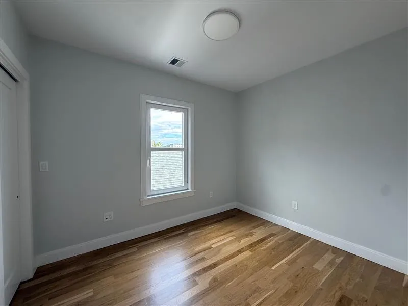 35 Gore St, East Cambridge