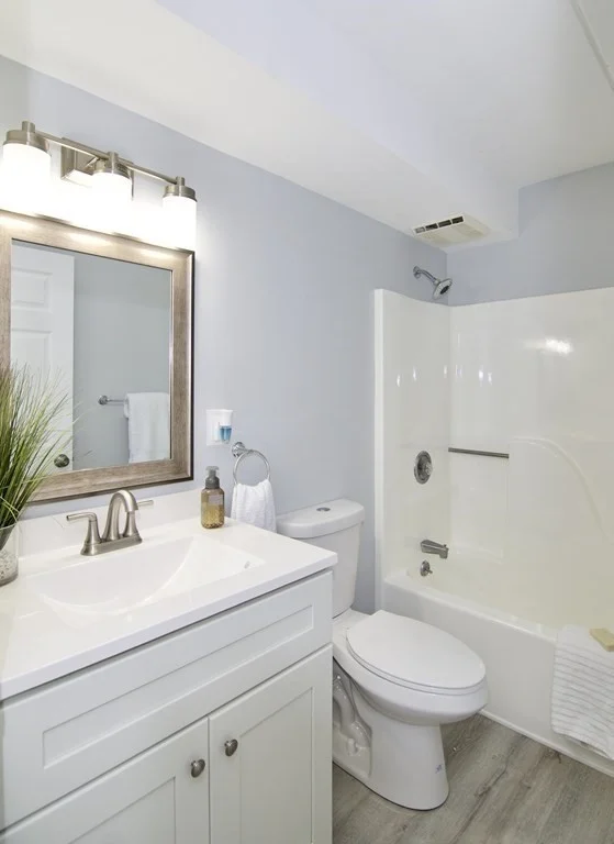 22 Maple Crest Cir, Holyoke
