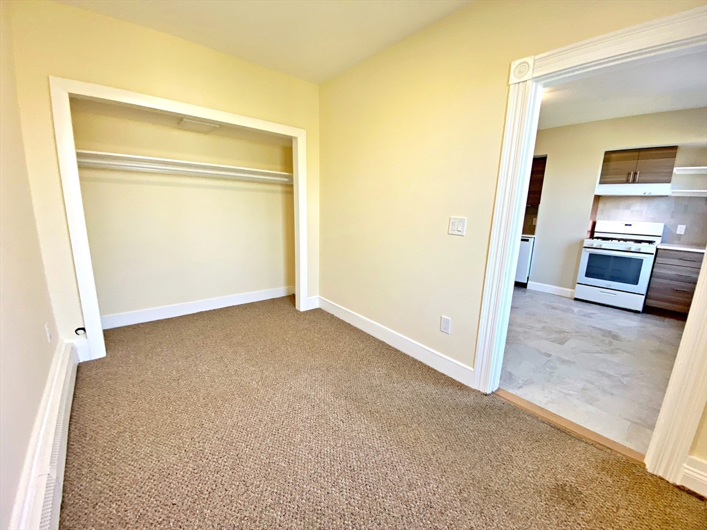 466 Sumner St, East Boston