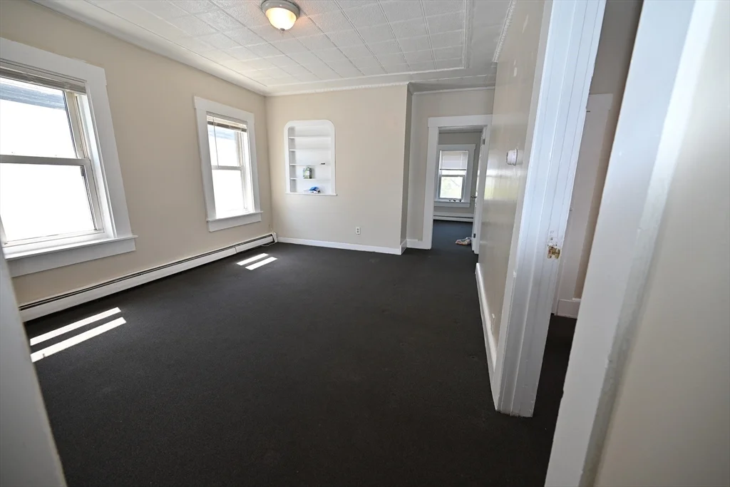 45 West 5th St, Lowell