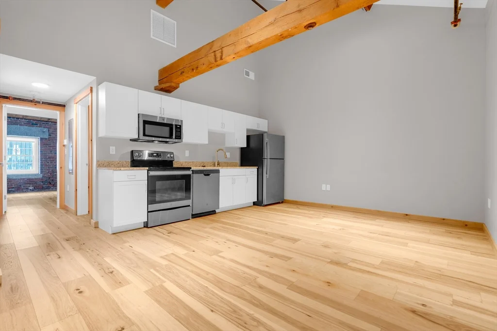 58 13th St, Charlestown