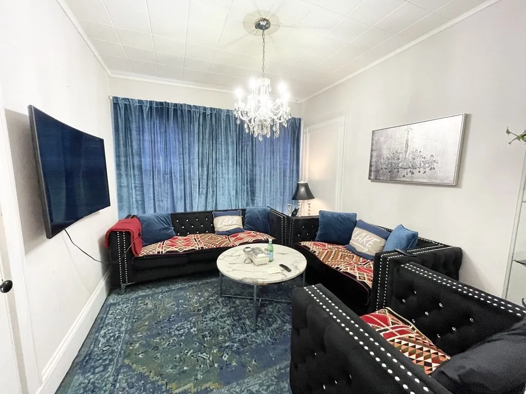 26-28 Harbor View, Dorchester