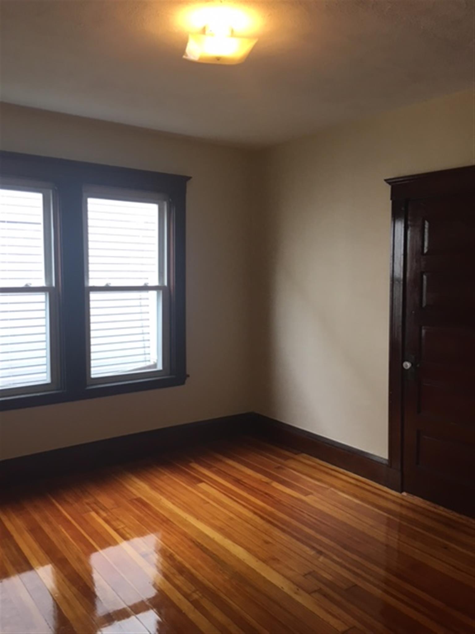 2.5 bed, 2 bath apartment for rent at 65 Greenleaf Ave Unit 1, Medford — photo 10 of 11