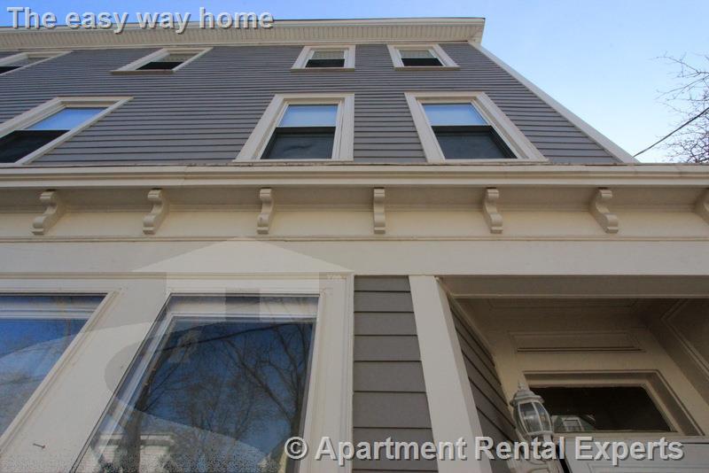 79 Kinnaird St, Central Square