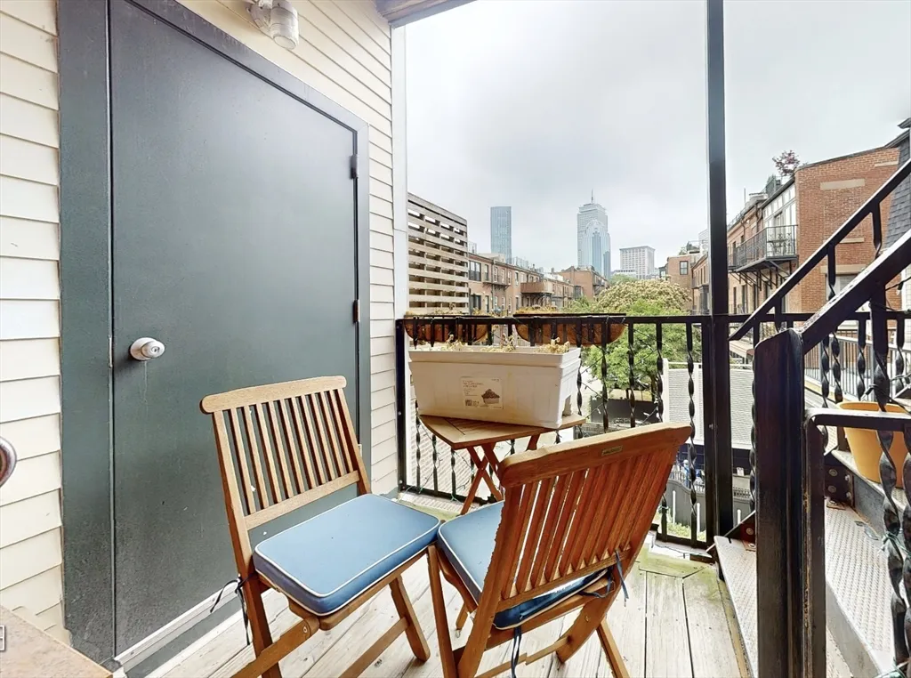 661 Tremont St, South End