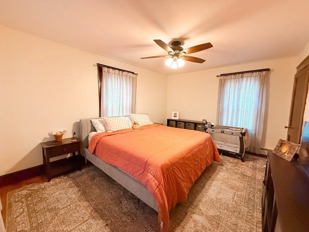 66 Riverview Ave, Waltham