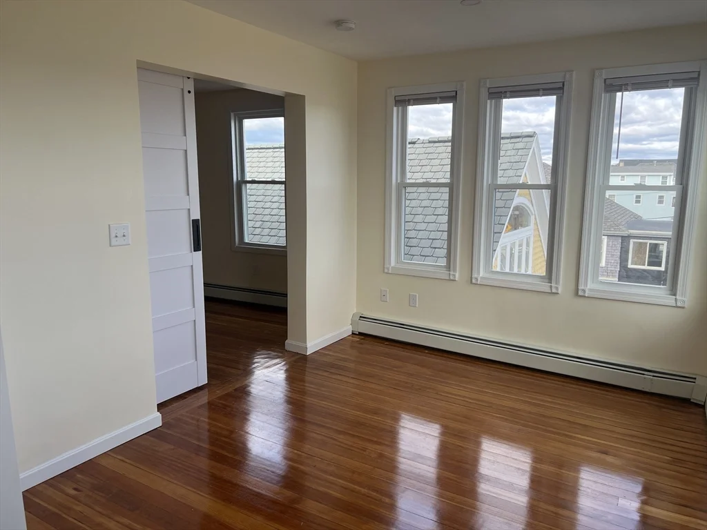 117 Winthrop Shore Dr, Winthrop