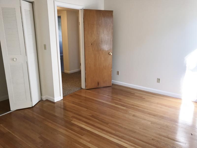 3 bed, 2 bath apartment for rent at 20 Hubbard Ave Unit 5, Porter Square — photo 3 of 13