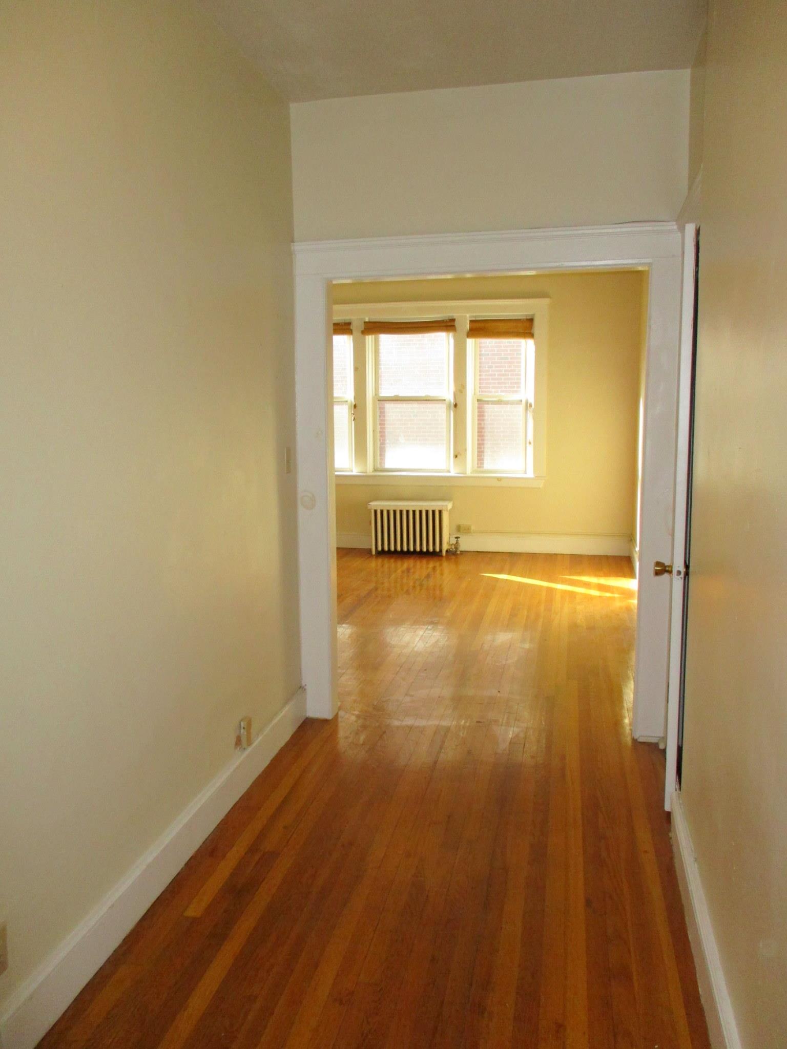 1 bed, 1 bath apartment for rent at 12 Wendell St, Harvard Square — photo 2 of 9