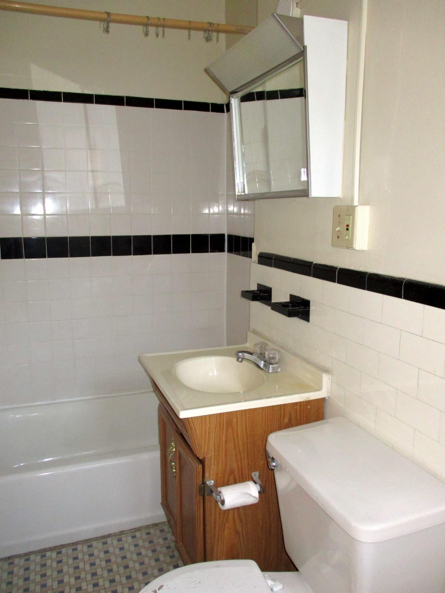 1 bed, 1 bath apartment for rent at 12 Wendell St, Harvard Square — photo 7 of 9