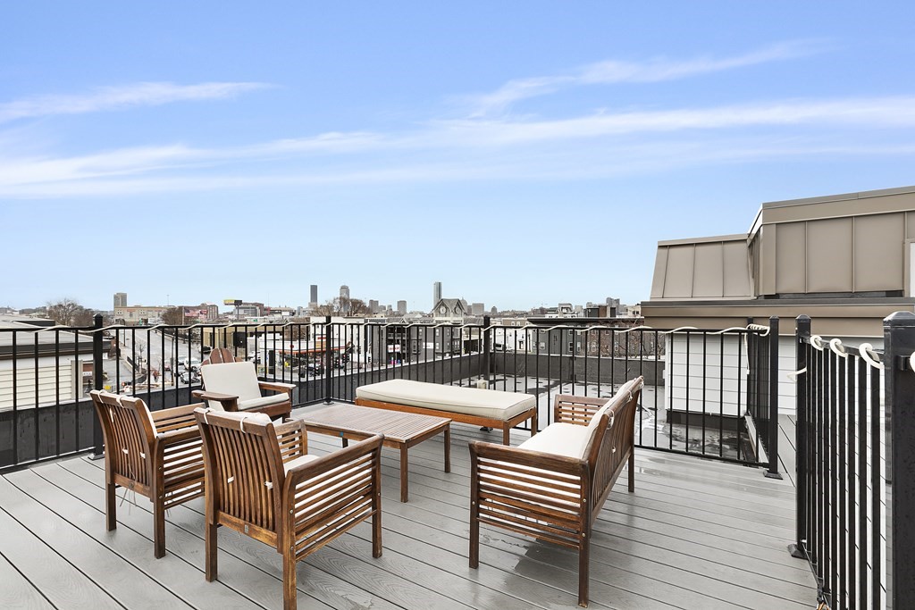 15 Preble St, South Boston