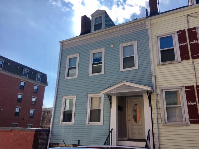 4 bed, 3 bath apartment for rent at 223 W 2nd St Unit 223, South Boston — photo 9 of 10