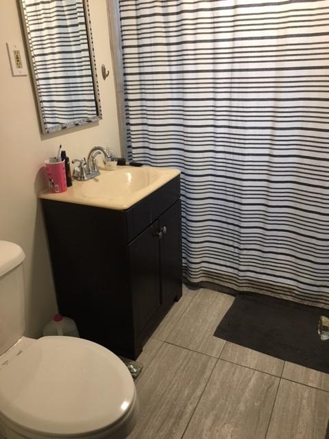4 bed, 3 bath apartment for rent at 223 W 2nd St Unit 223, South Boston — photo 3 of 10