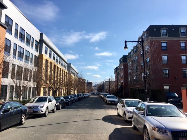4 bed, 3 bath apartment for rent at 223 W 2nd St Unit 223, South Boston — photo 7 of 10