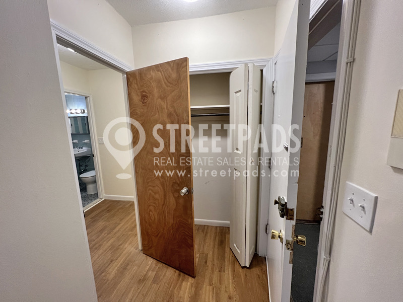 2018 Commonwealth Ave, Brighton