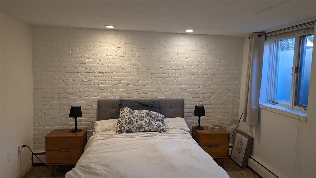 16 Shepard St, Neighborhood Nine