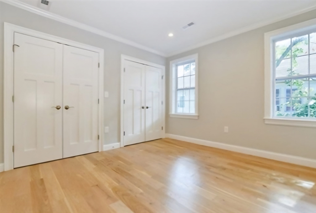 235 Webster Ave, Chelsea