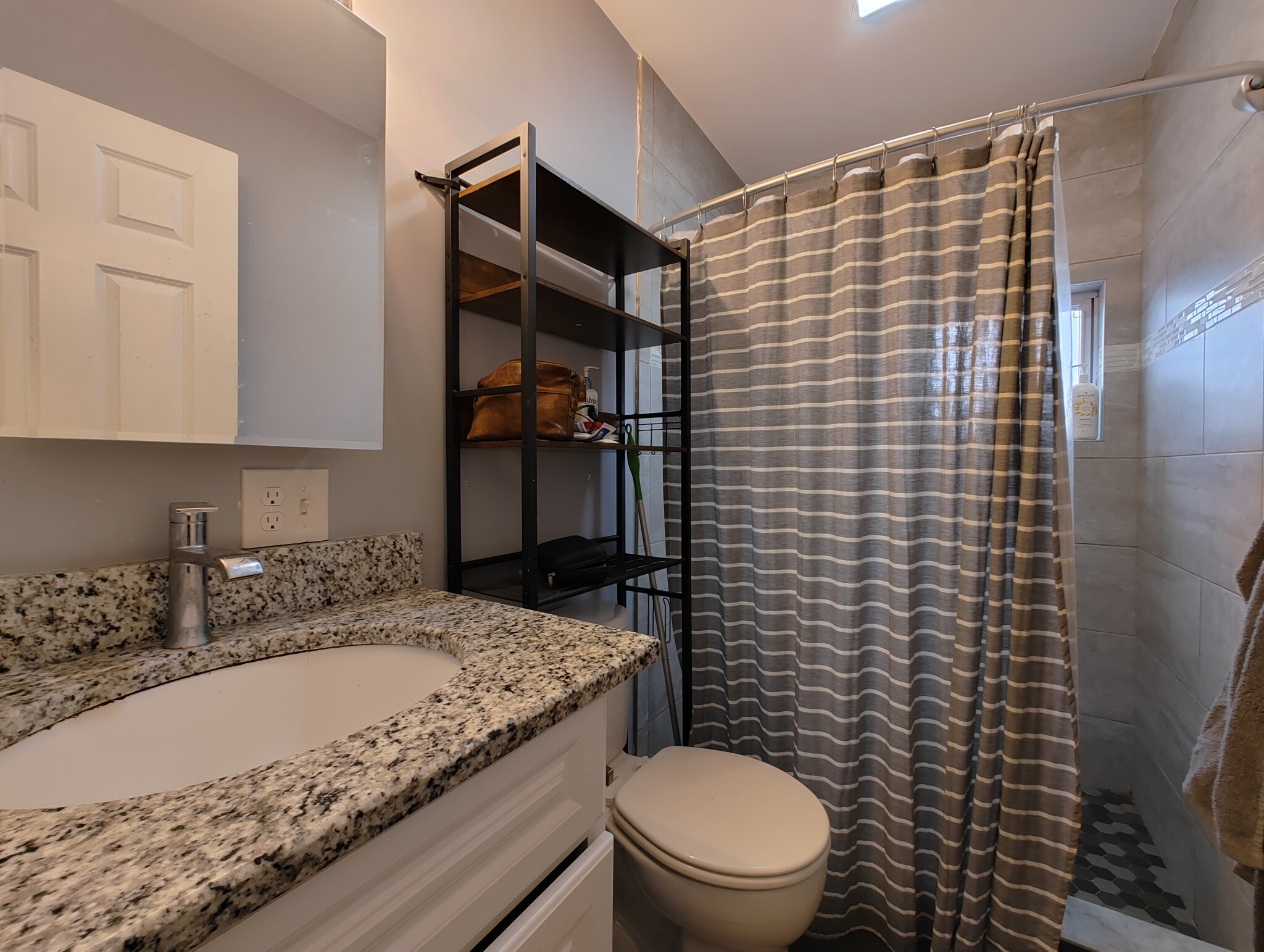 287 Beacon St, Ward Two