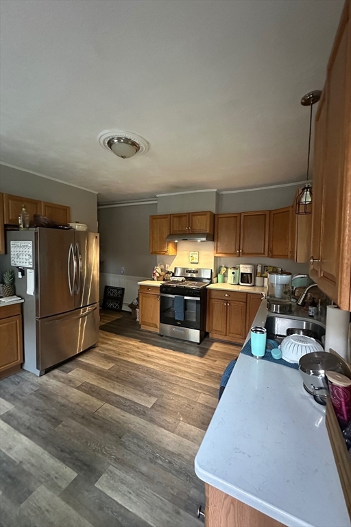 33 Garfield Ave, Woburn