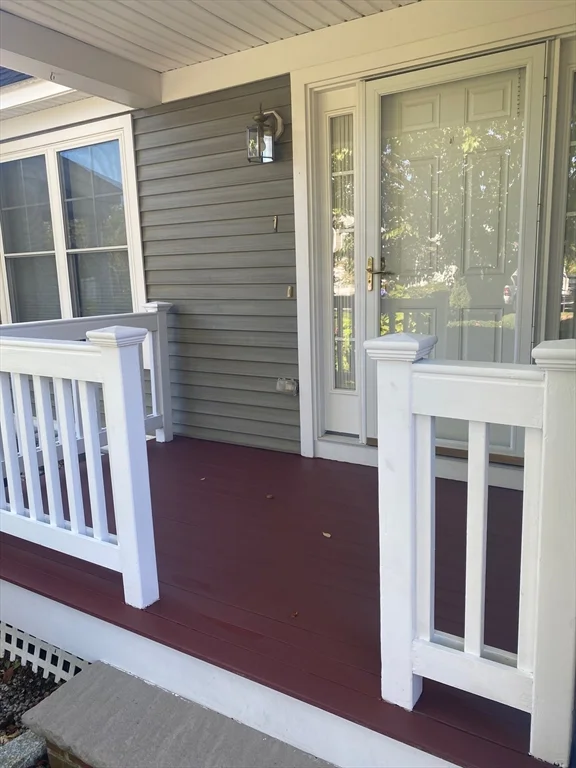 1 Jefferson Ct, Uxbridge