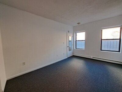 181 Salem St, North End